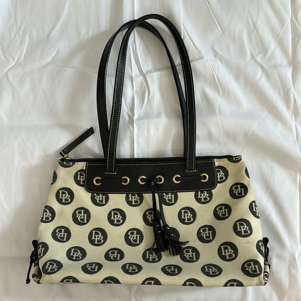 *RARE* Y2K Dooney And Bourke Handbag
